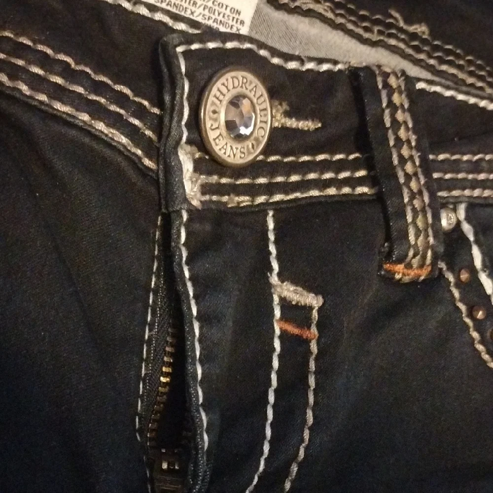 Hydraulic Women's Black Skinny Jeans with Contrast Stitching - Picture 4 of 11